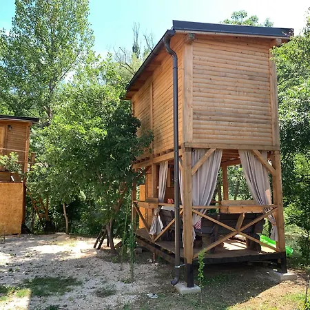 Luxury tent Delightful Treehouse W Private Mostar