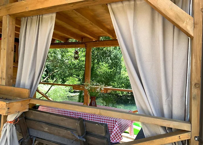 Delightful Treehouse W Private Luxussátor